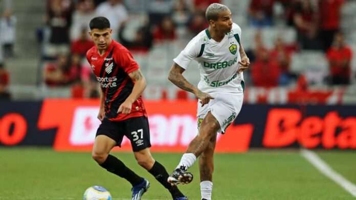 Cuiabá e Athletico se enfrentam pela rodada 20 do Brasileirão.
