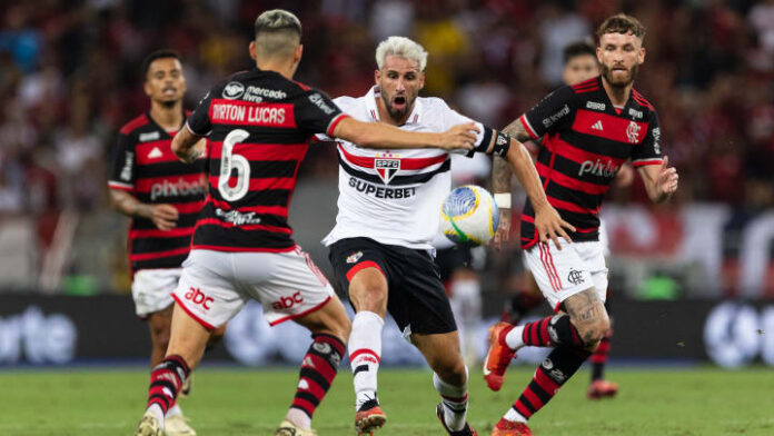 Calleri foi algoz do Flamengo na final da Copa do Brasil