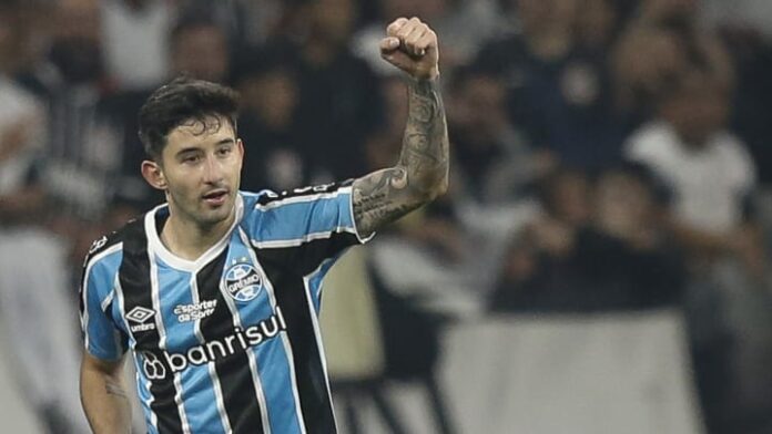 Paraguaio atuou quase 90 minutos nos últimos oito jogos do Grêmio