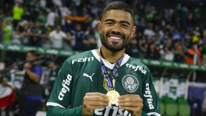 Meia Bruno Tabata foi anunciado pelo Colorado