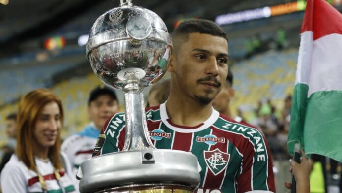 André conquistou a Libertadores e a Recopa pelo Fluminense