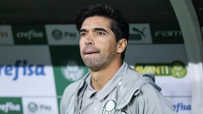 Abel Ferreira segue preparando o Palmeiras para a reta final da temporada.