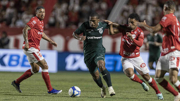 Goiás enfrenta o Vila Nova em clássico da Série B