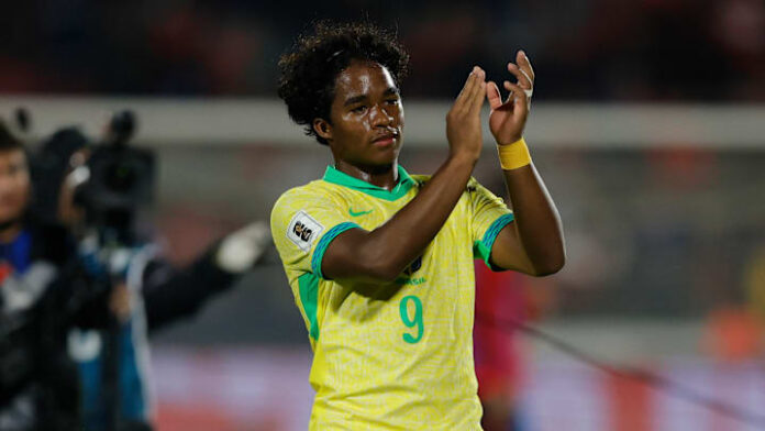 Endrick esteve em campo por 14 minutos em Brasil 2 x 1 Chile