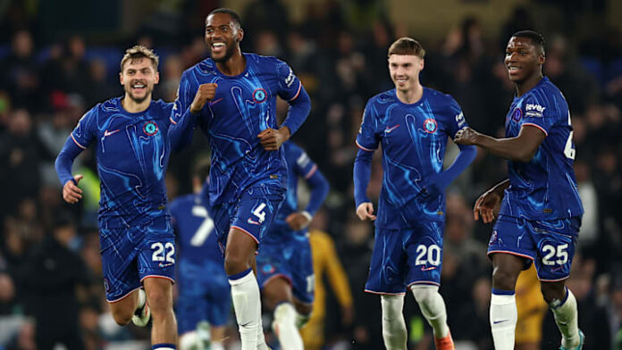 Tosin Adarabioyo abriu o placar