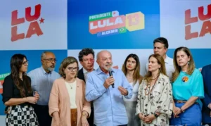 Lula comemora progresso da PEC 6×1 e critica corte de gastos