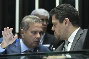 Oposição busca chapa única para enfrentar Alcolumbre no Senado