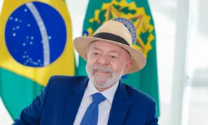 Lula reeleito pode indicar 4 ministros ao STF até 2030