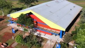 Promotoria acompanha obras em ginásio de Ivinhema fechado por irregularidades