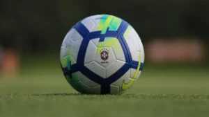 13 clubes da Série A do Brasileirão estão com dívidas atrasadas