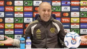Sem chute a gol, Flamengo empata e Jardim elogia Estudiantes
