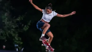 Lesão no tornozelo limita Rayssa Leal no Mundial de skate street