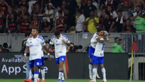 Cruzeiro vence Olimpia, garante liderança e pega Libertad na Libertadores Feminina